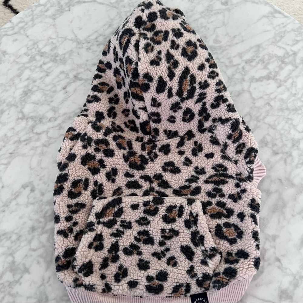 American Eagle | Leopard Dog Sherpa Fleece | Size Small